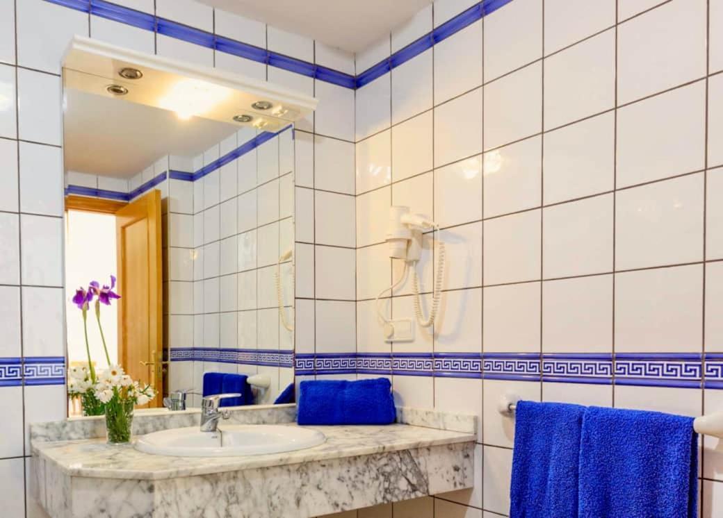 אס פוחולס Apartamentos Sa Varadero 3D Vista Mare Laterale מראה חיצוני תמונה